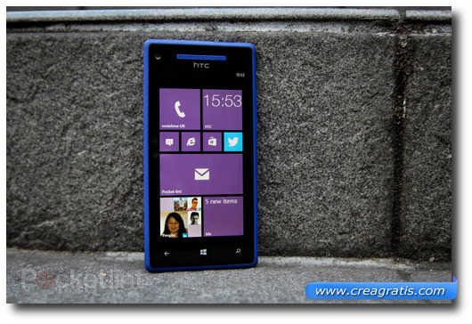 Immagine dello smartphone HTC 8X